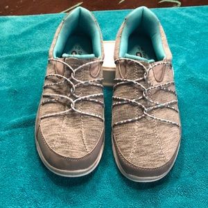 DANSKIN Now  Memory Foam tennis shoes